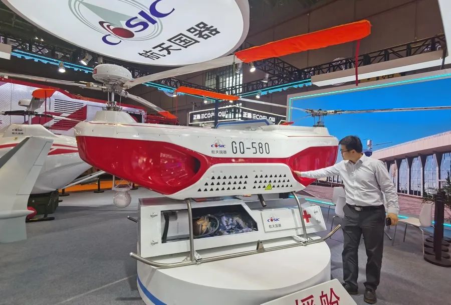 新一代无人直升机GQ-580Z。 陈玺撼摄